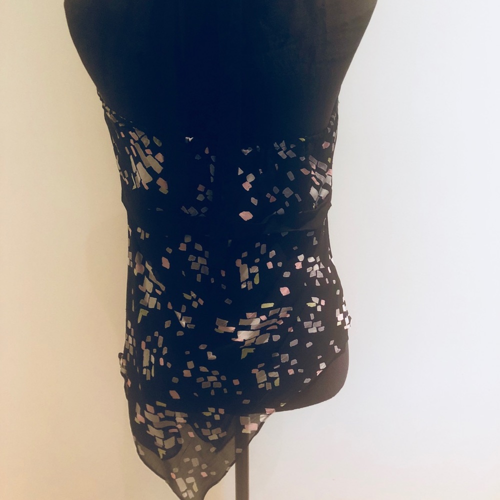 Halter top - Picture 2 of 3